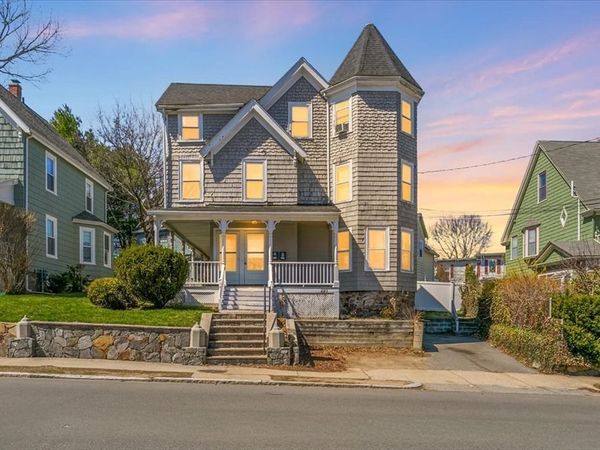 293 Albion St, Wakefield, MA 01880