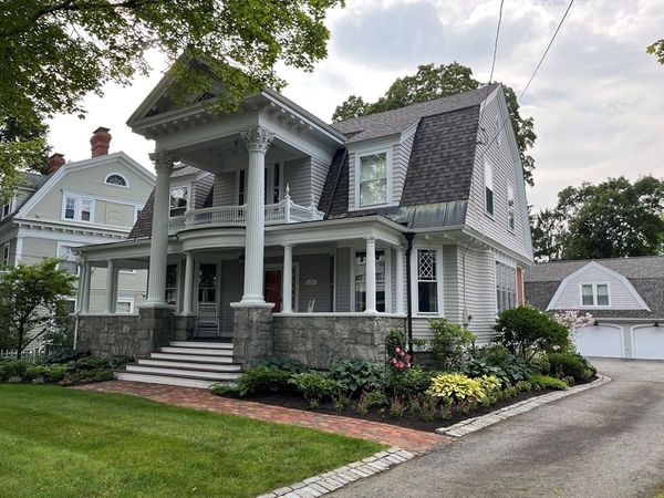 9 Locke St, Andover, MA 01810