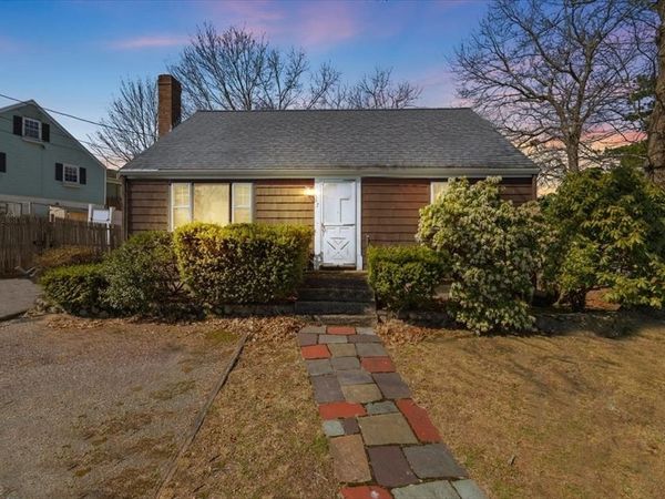 7 Cedar Cir, Randolph, MA 02368