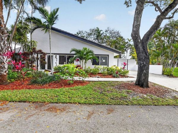 4701 NW 1ST PLACE, DEERFIELD BEACH, FL 33442