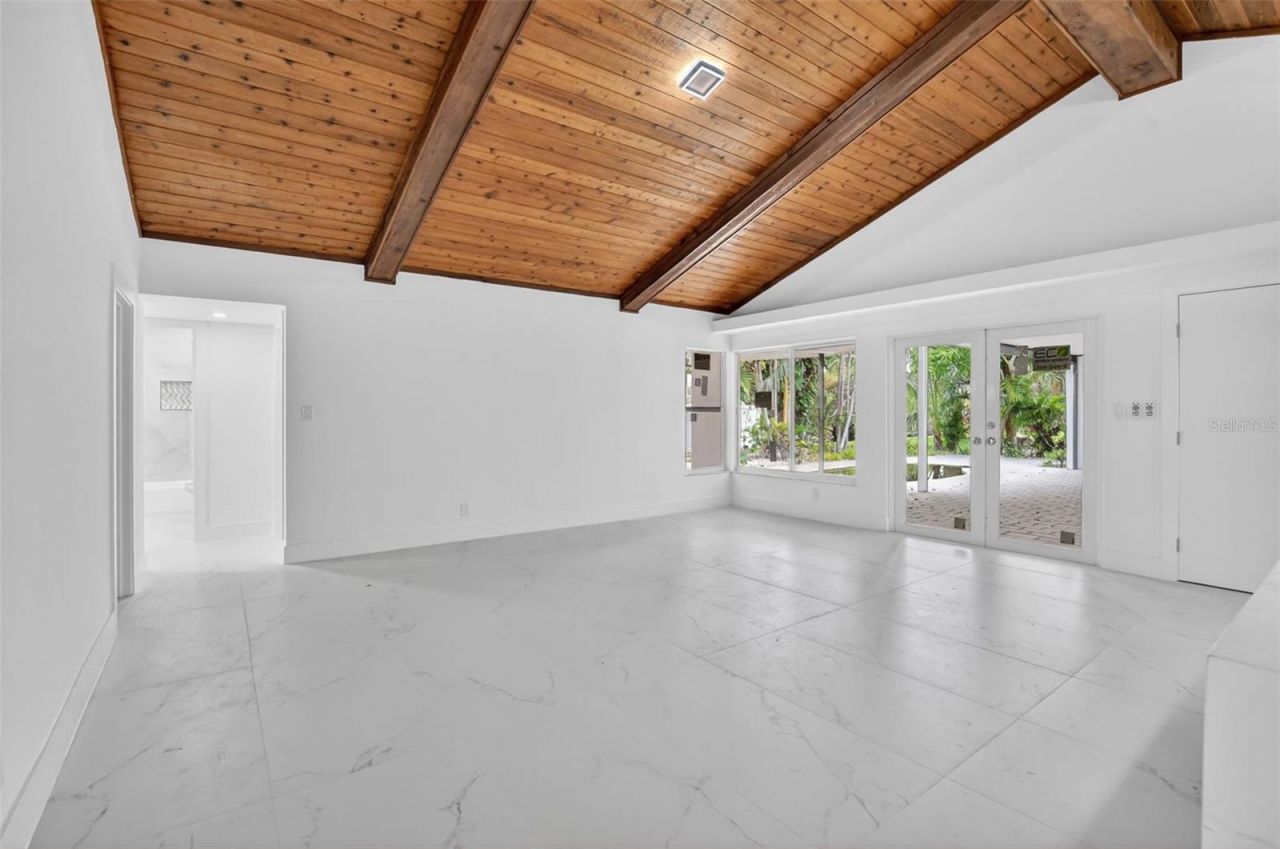 4701 NW 1st Place, Deerfield Beach, FL 33442 Photo