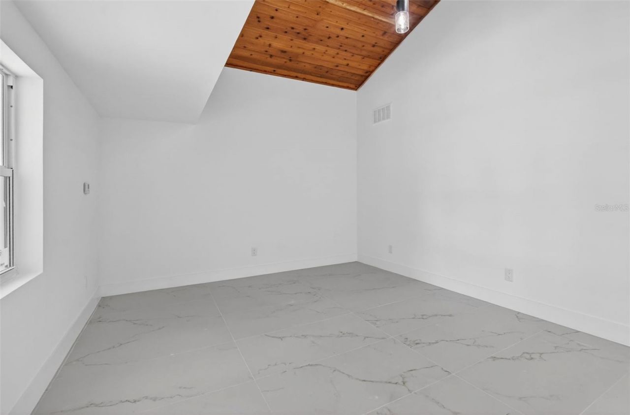 4701 NW 1st Place, Deerfield Beach, FL 33442 Photo