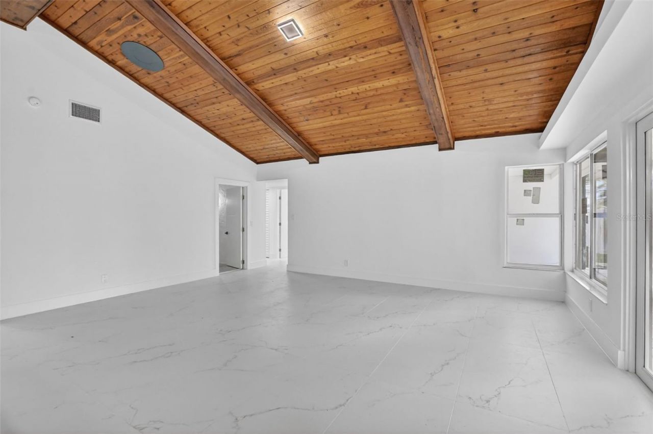 4701 NW 1st Place, Deerfield Beach, FL 33442 Photo