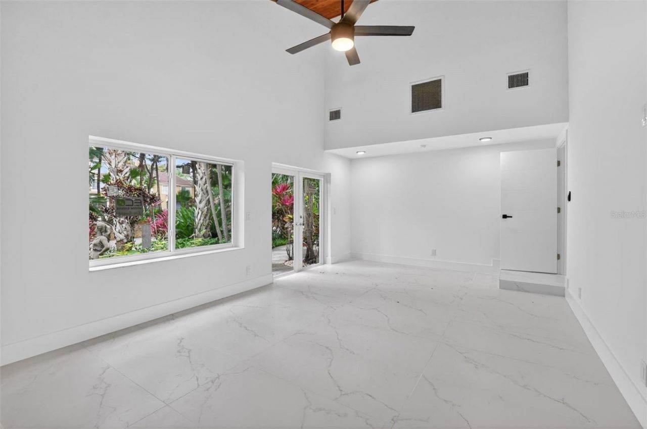 4701 NW 1st Place, Deerfield Beach, FL 33442 Photo