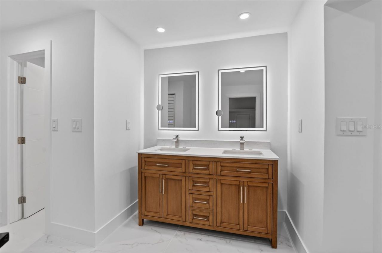 4701 NW 1st Place, Deerfield Beach, FL 33442 Photo