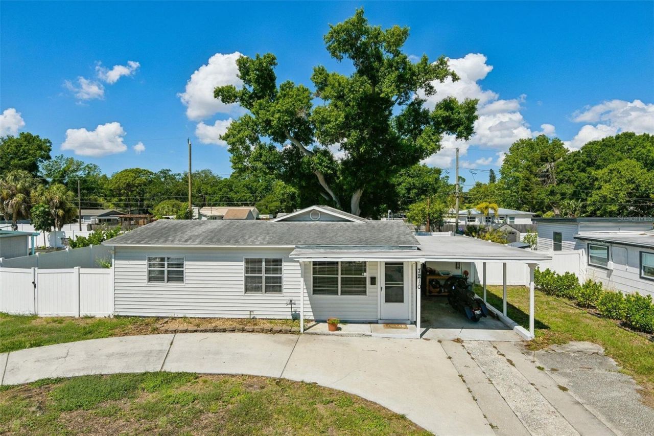 7210 14th Street N, Saint Petersburg, FL 33702 Photo
