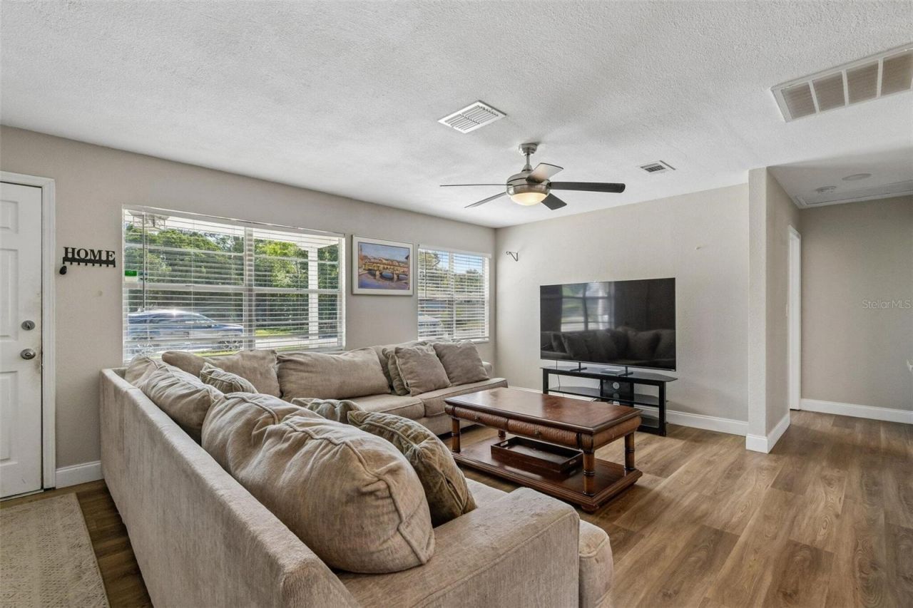 7210 14th Street N, Saint Petersburg, FL 33702 Photo