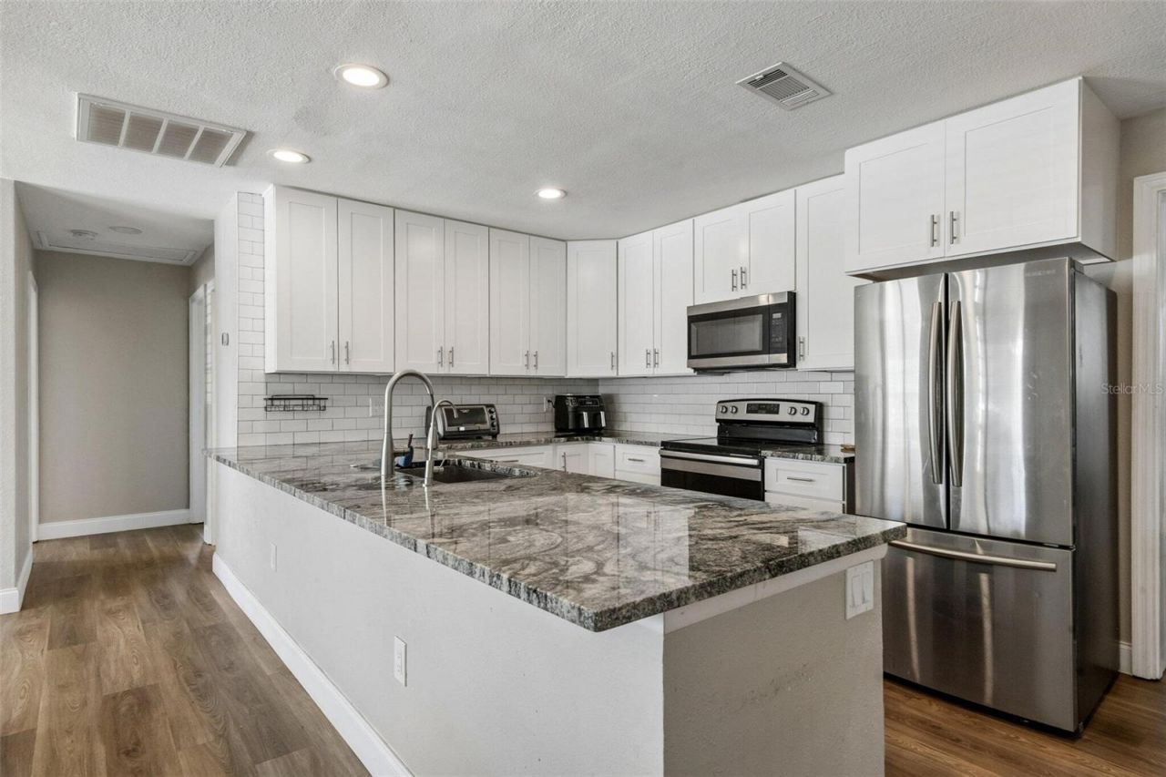 7210 14th Street N, Saint Petersburg, FL 33702 Photo