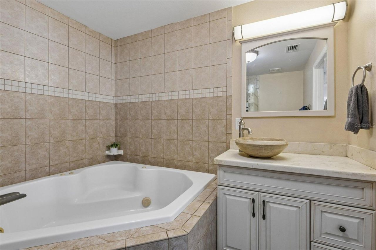 7210 14th Street N, Saint Petersburg, FL 33702 Photo