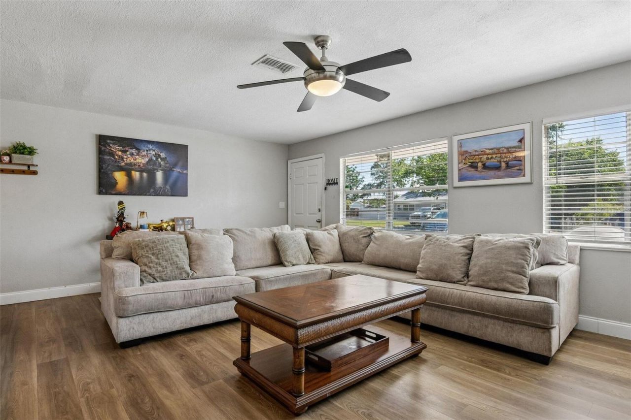 7210 14th Street N, Saint Petersburg, FL 33702 Photo