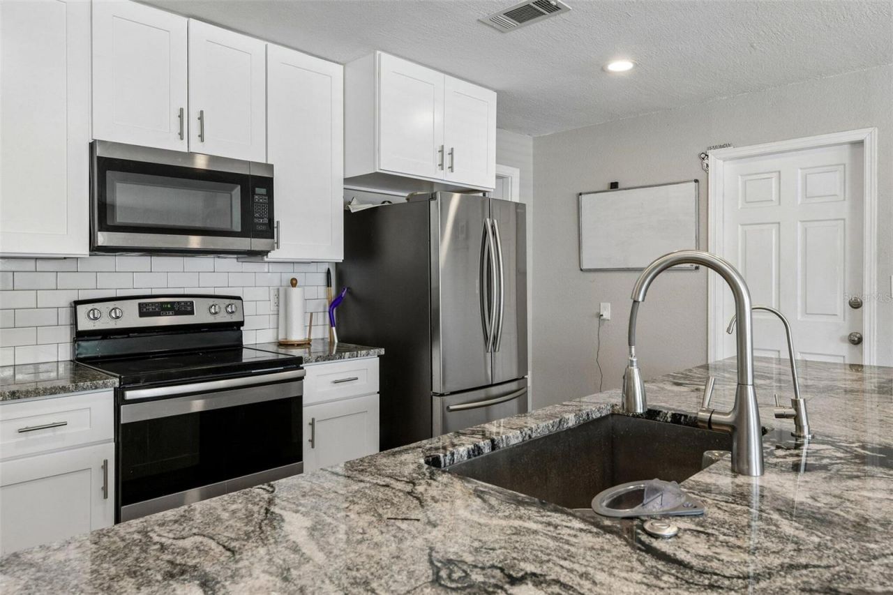7210 14th Street N, Saint Petersburg, FL 33702 Photo