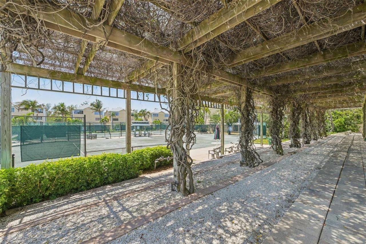 660 Cedars Court , Longboat Key, FL 34228 Photo