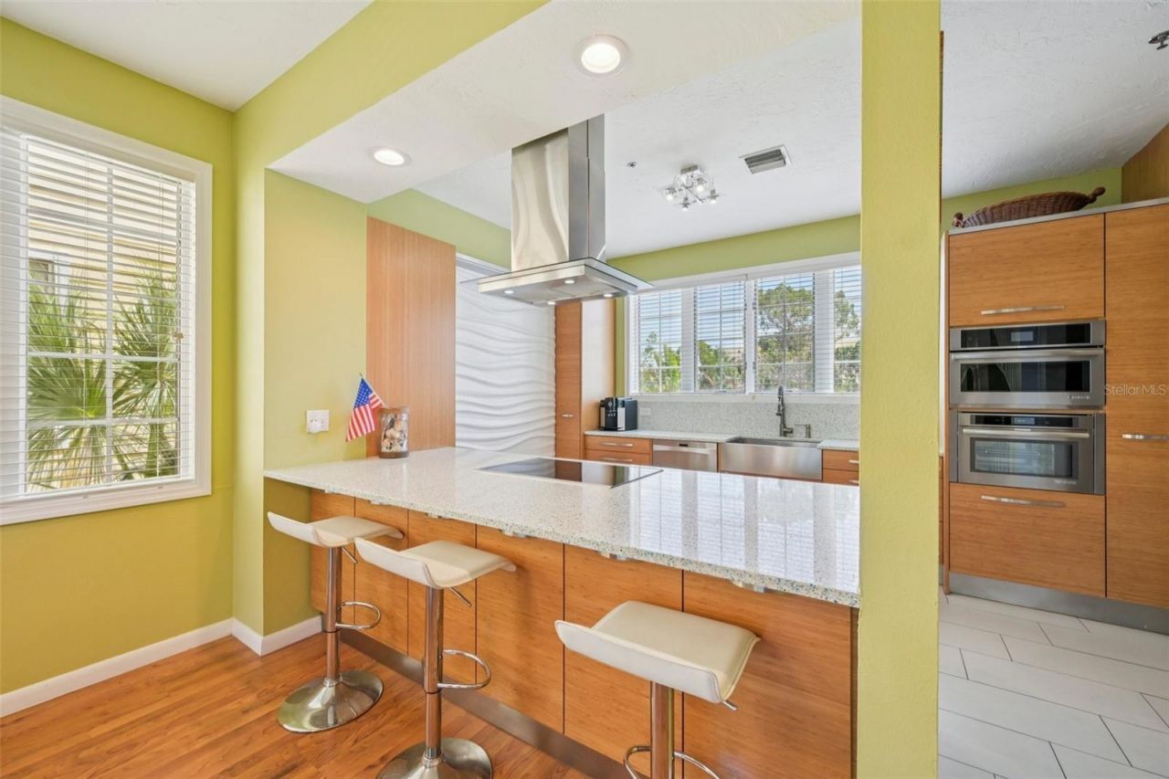 660 Cedars Court , Longboat Key, FL 34228 Photo