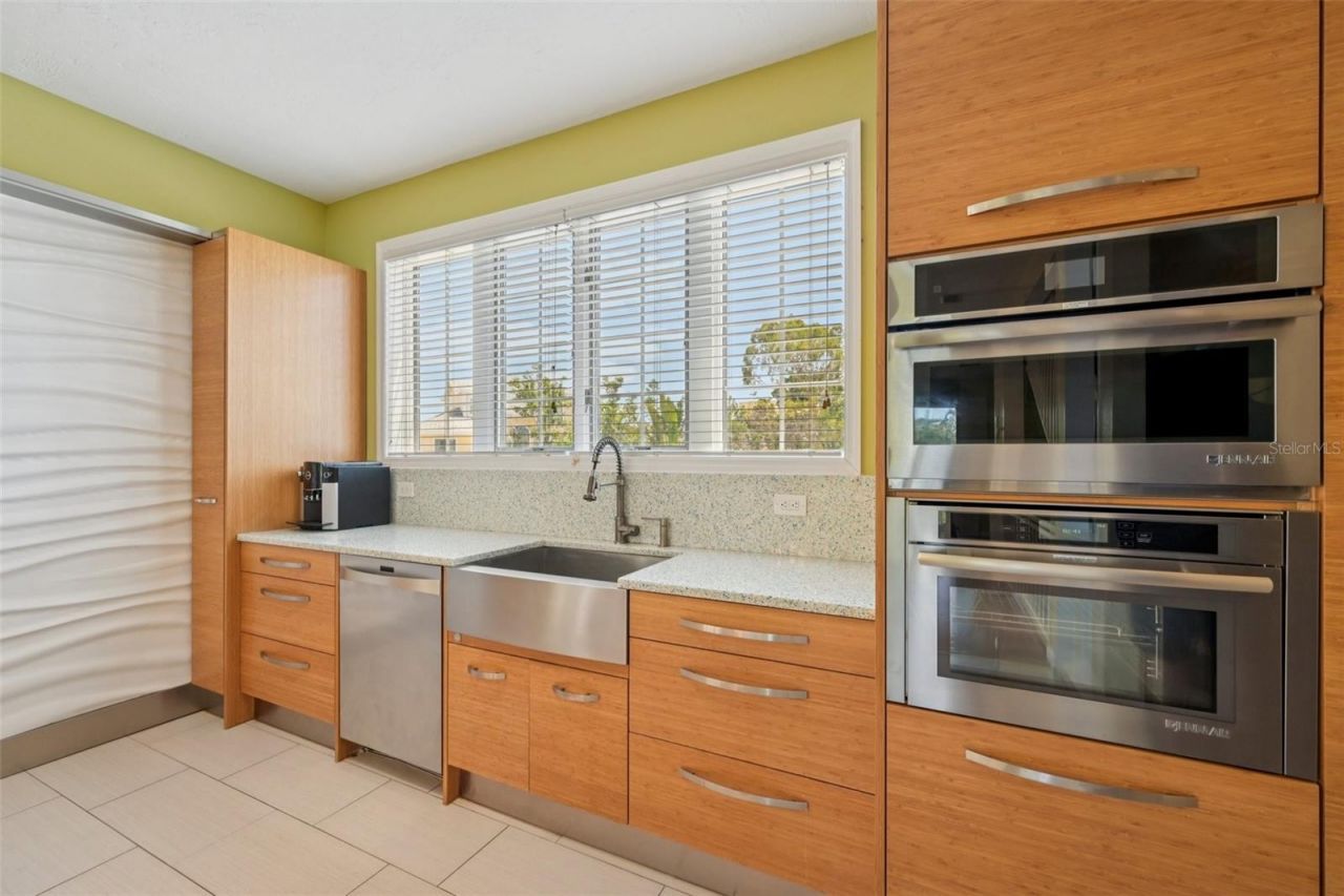 660 Cedars Court , Longboat Key, FL 34228 Photo