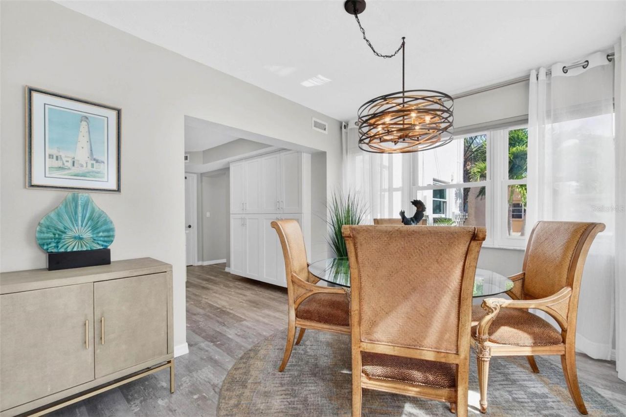 1065 Eden Isle Boulevard Ne, Unit 1, Saint Petersburg, FL 33704 Photo