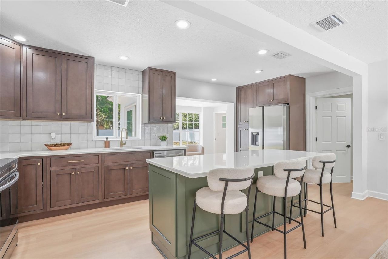 4909 S Zion Street, Tampa, FL 33611 Photo