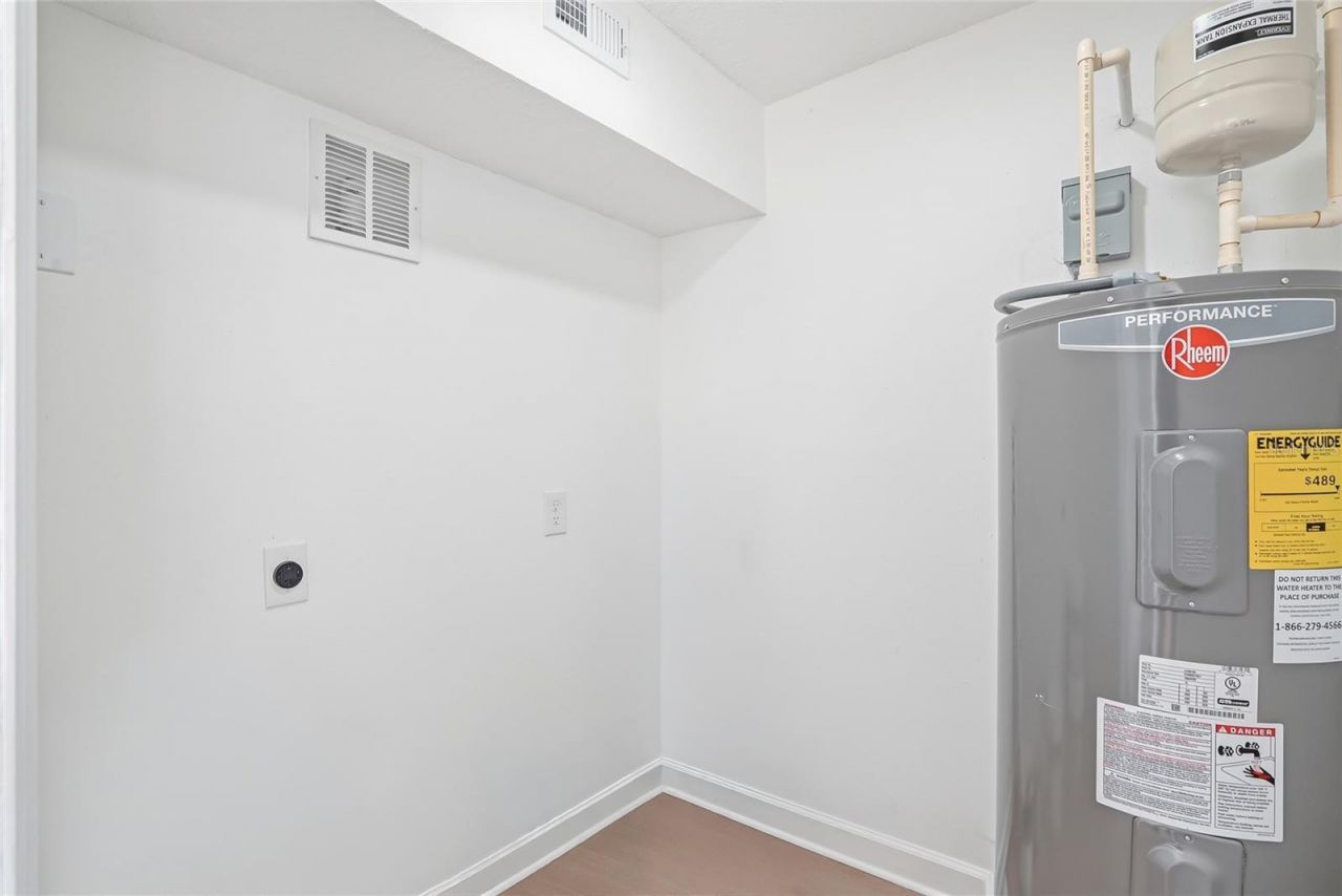 4909 S Zion Street, Tampa, FL 33611 Photo