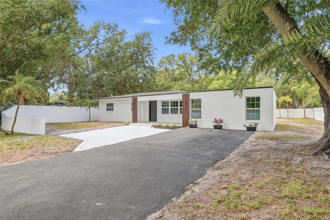 4909 S Zion Street, Tampa, FL 33611 Photo