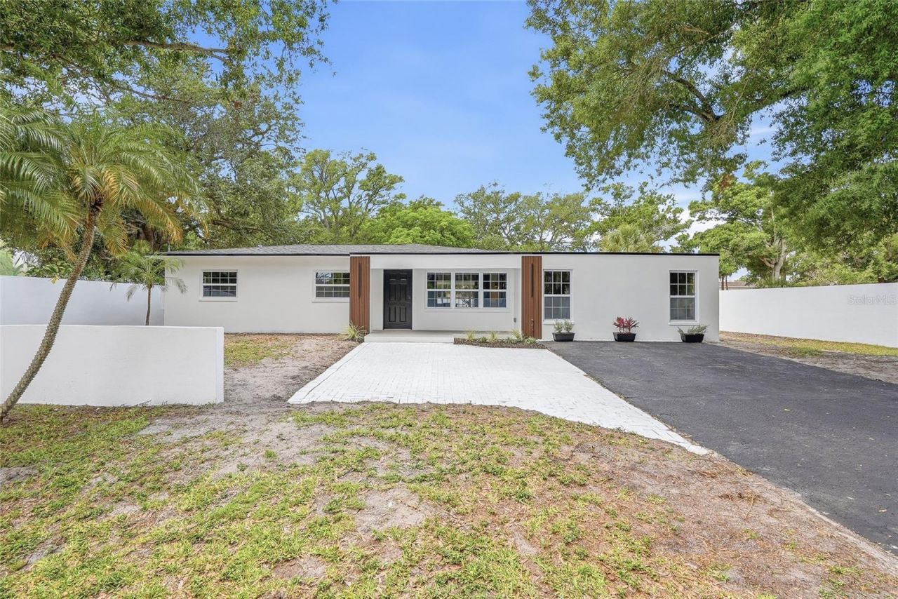 4909 S Zion Street, Tampa, FL 33611 Photo