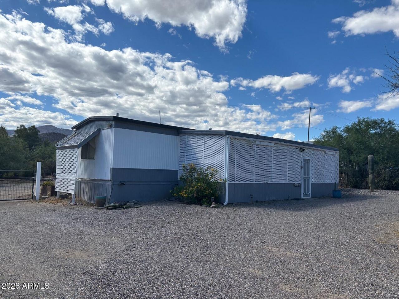 33800 S Davenport Lane, Black Canyon City, AZ 85324 Main Photo