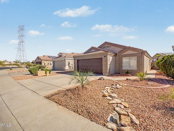 11247 W Eden Mckenzie Drive, Surprise, AZ 85378