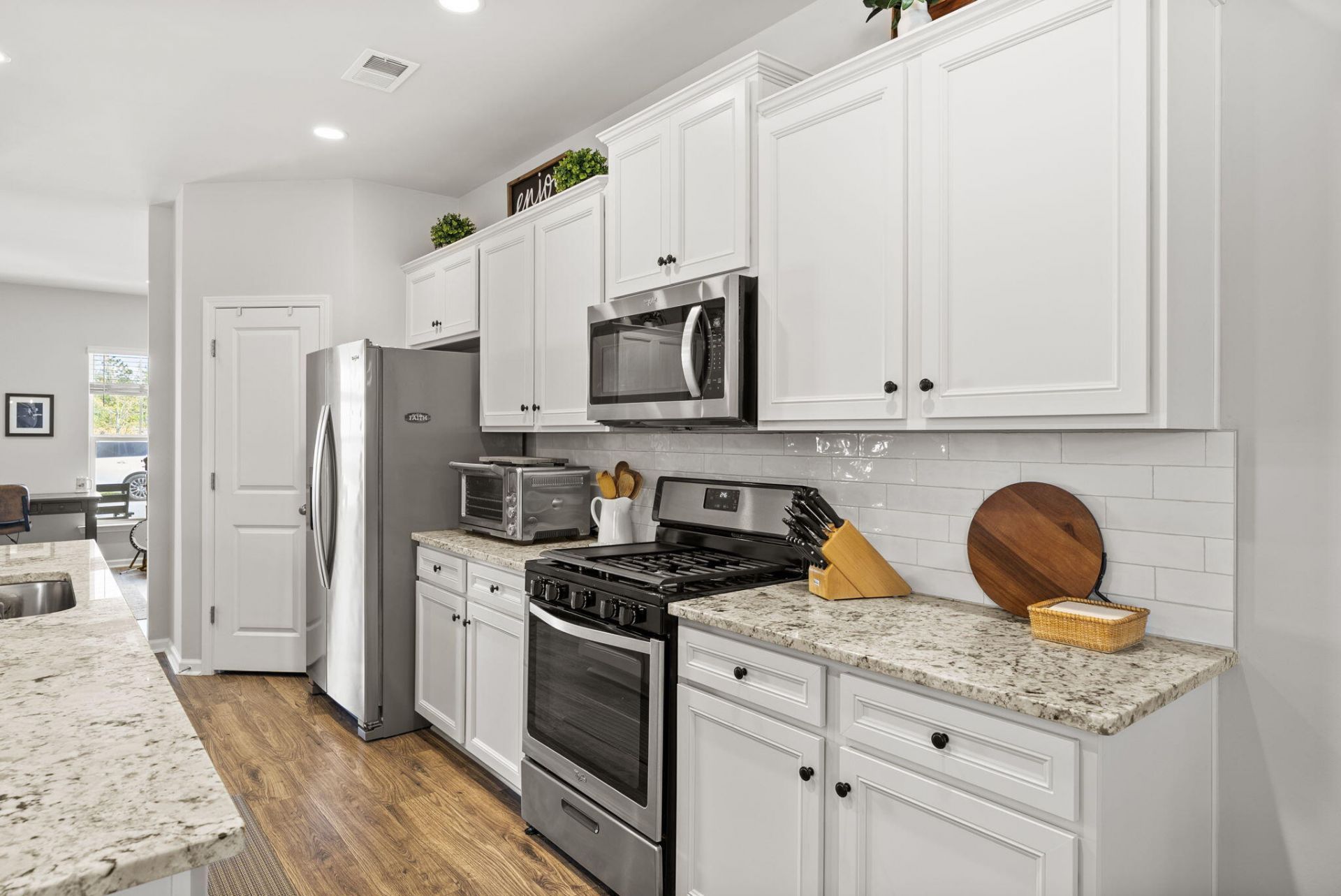 185 Hayworth Road Photo 15