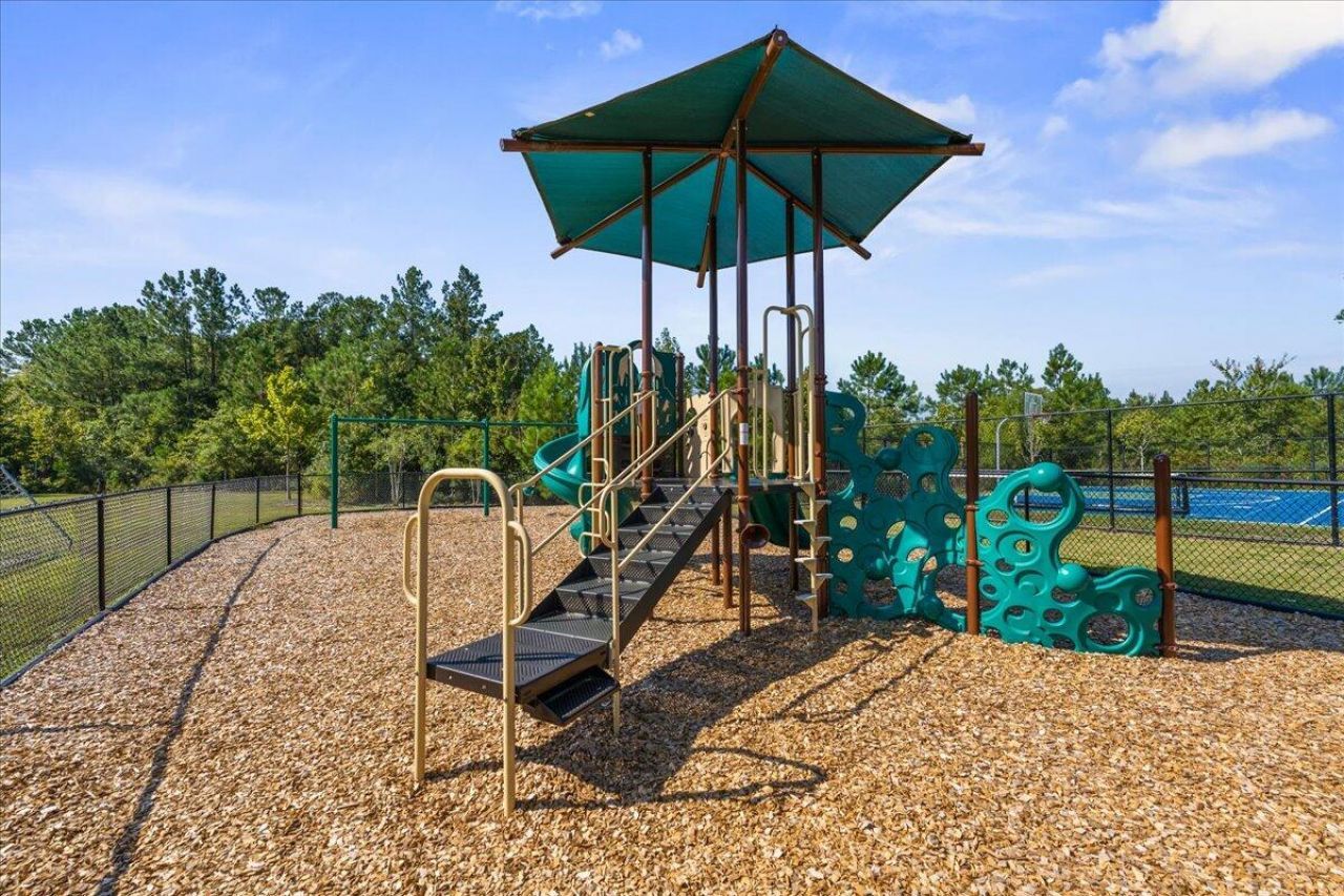 185 Hayworth Road Photo 65