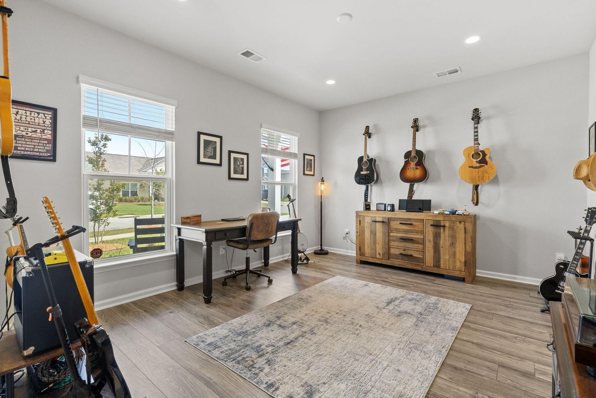 185 Hayworth Road Photo 9