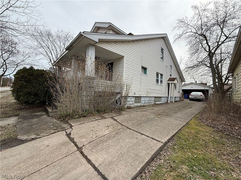 14202 Glendale Avenue, Cleveland, OH 44128 Photo 3
