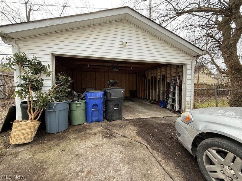 14202 Glendale Avenue, Cleveland, OH 44128 Photo 5