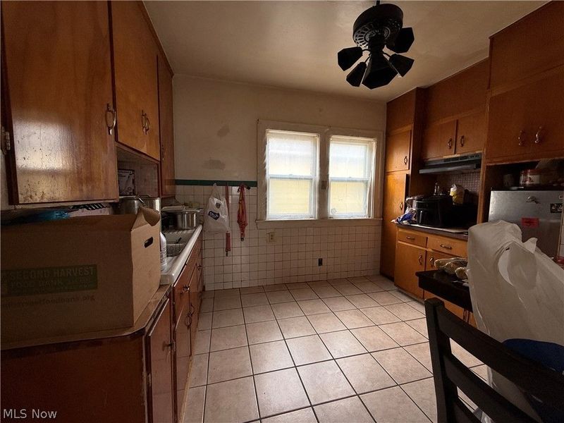 14202 Glendale Avenue, Cleveland, OH 44128 Photo 9