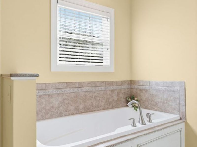 8888 Scotsbury Street NW, Massillon, OH 44646 Photo 24