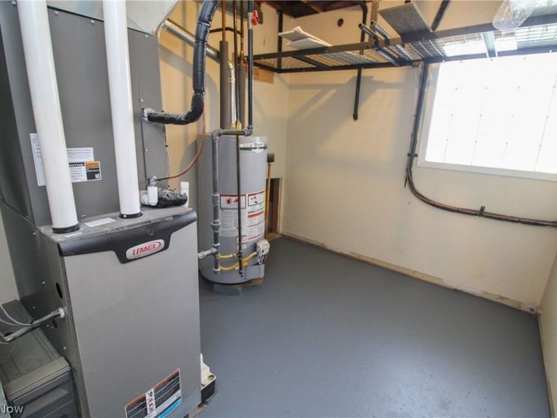 4775 Logan Arms Drive, Liberty, OH 44505 Photo 36