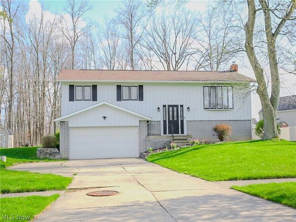 3122 Junior Parkway , Brunswick, OH 44212