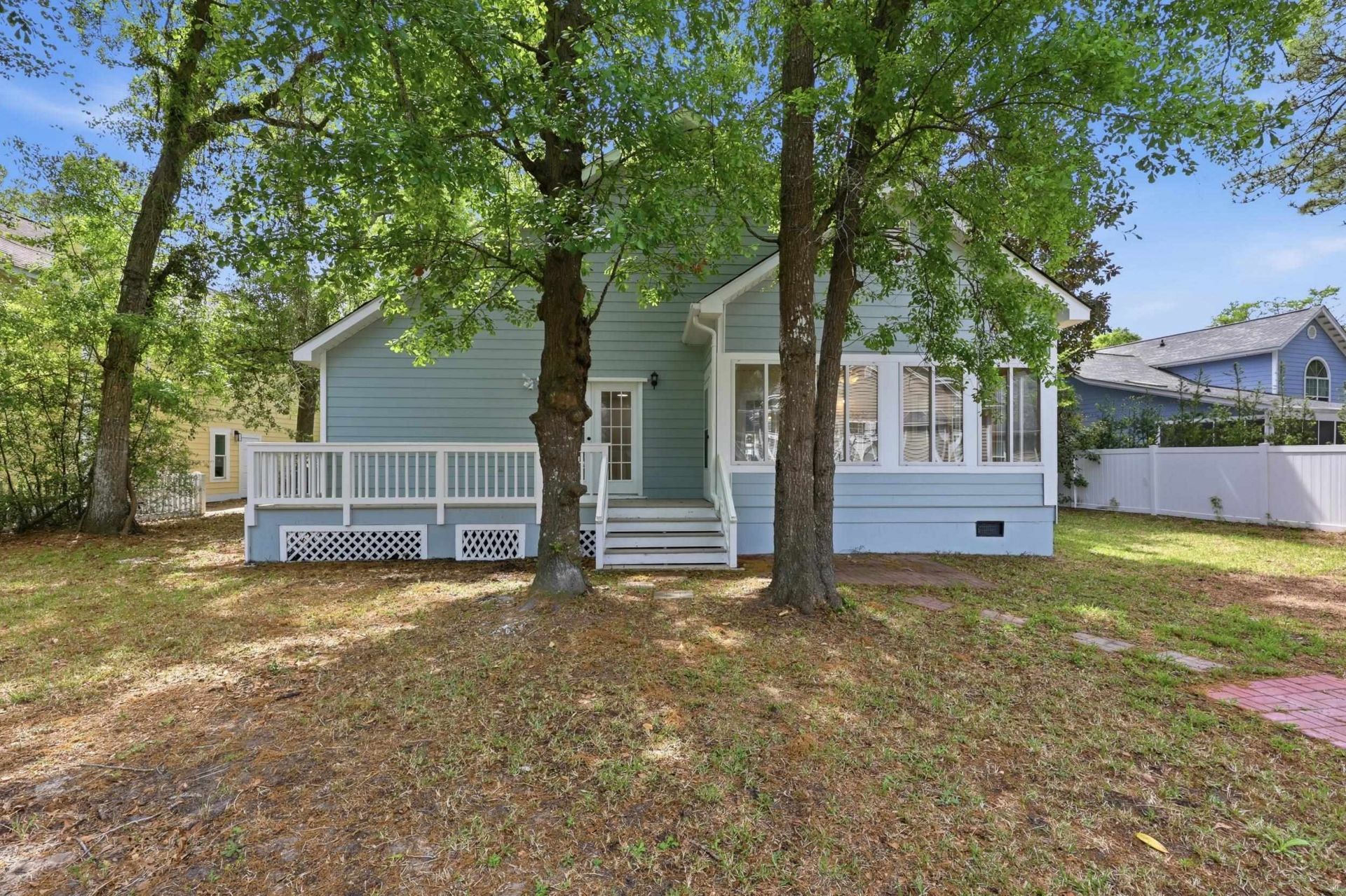 42 Voyagers Dr. Photo 35