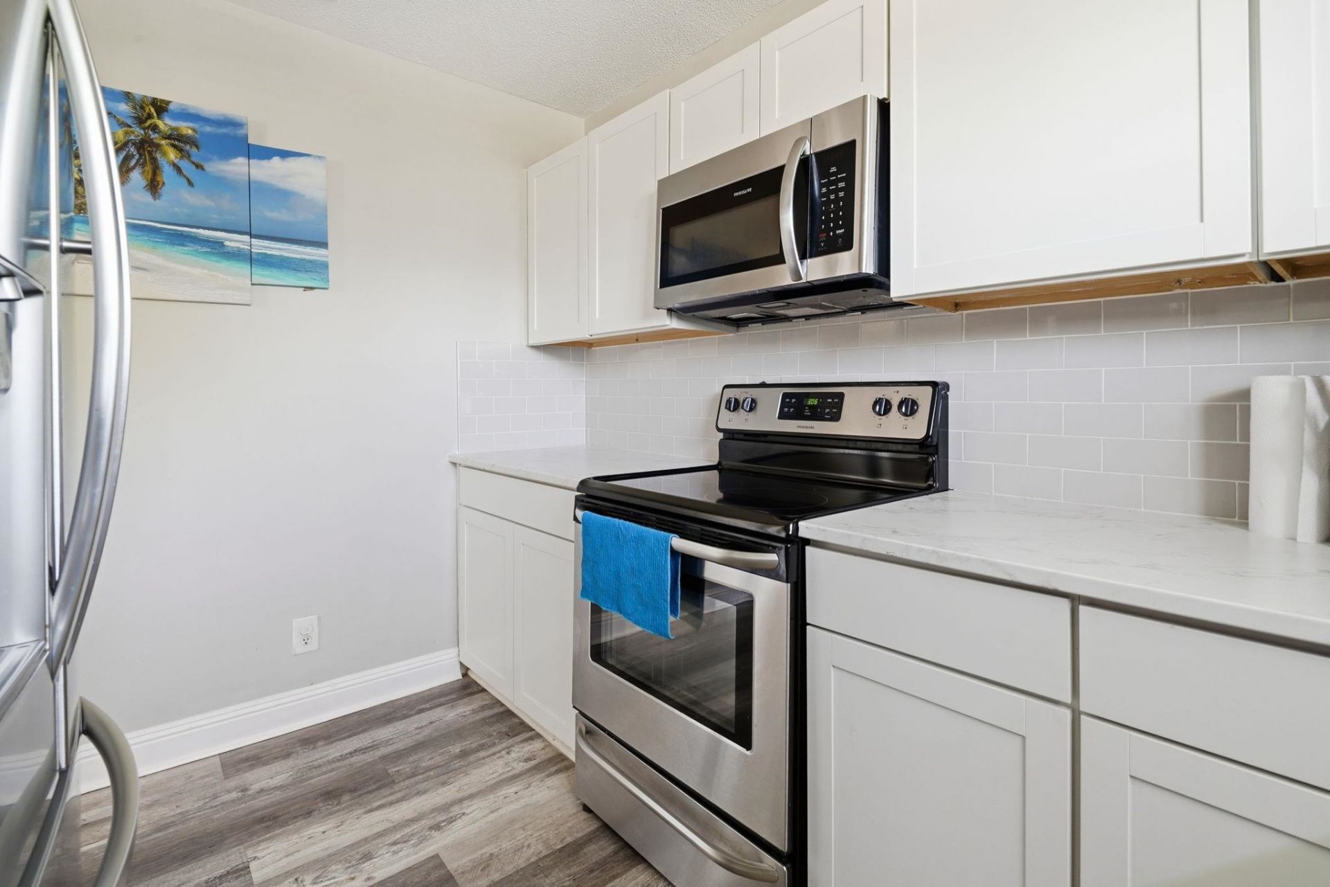 2000 Greens Blvd. Photo 12