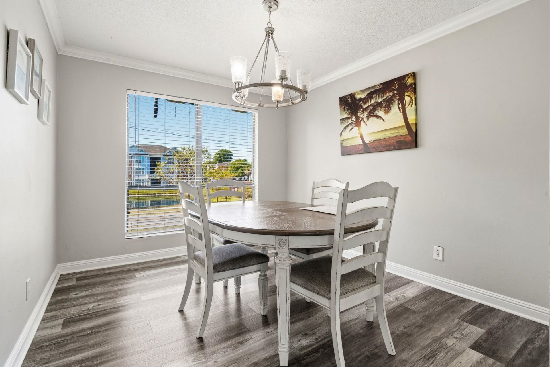 2000 Greens Blvd. Photo 14