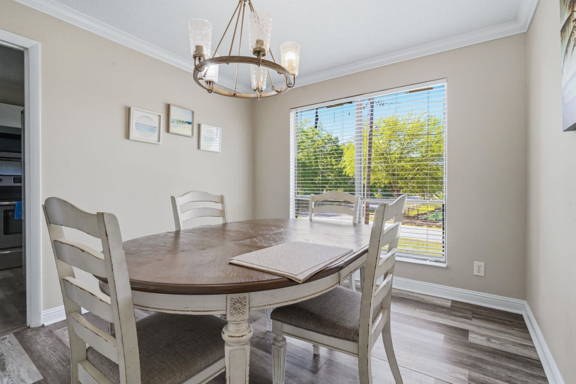 2000 Greens Blvd. Photo 15