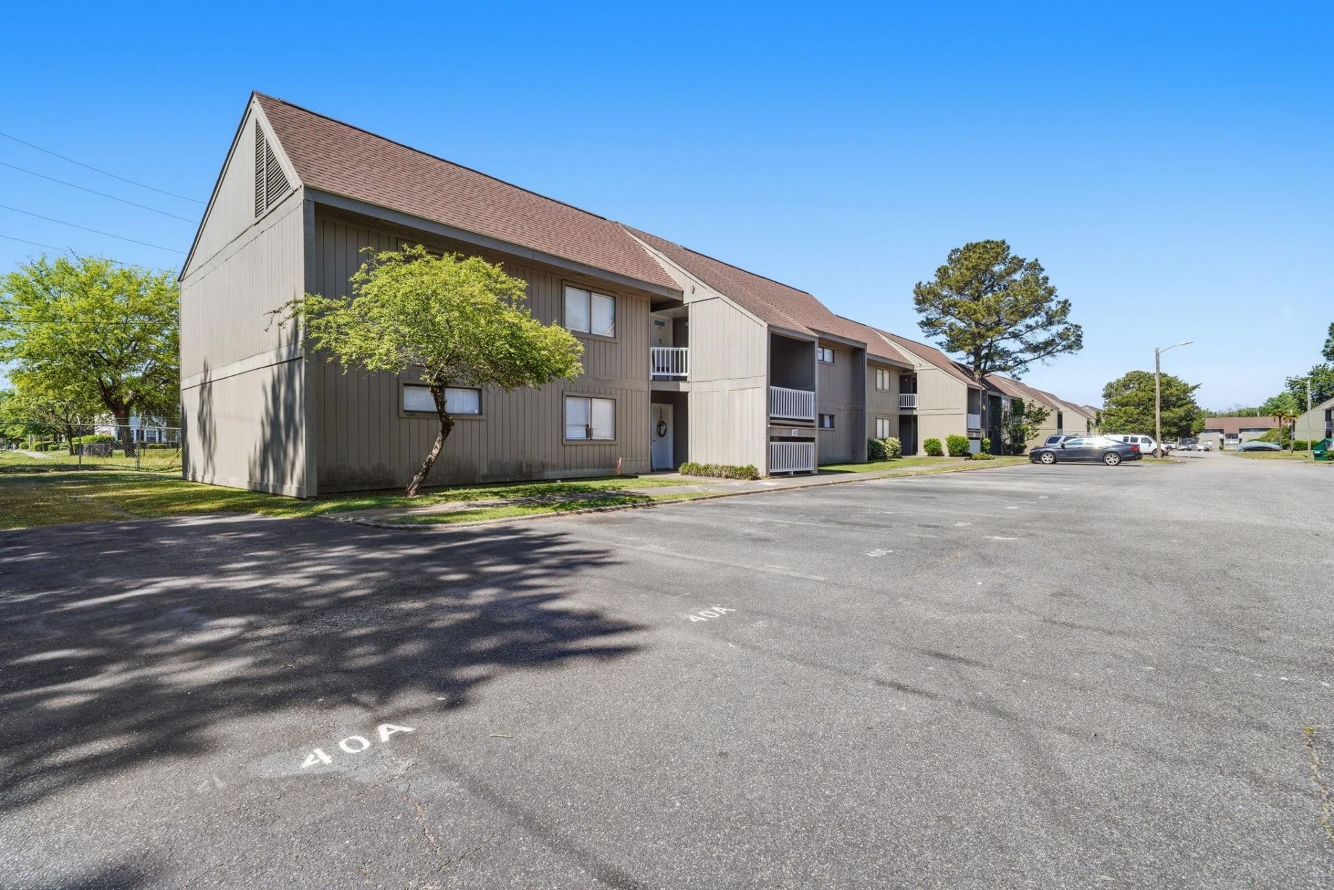 2000 Greens Blvd. Photo 24