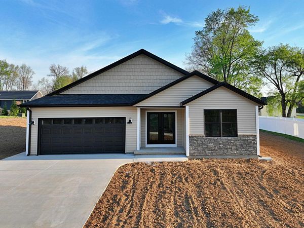 1199 Avondale Avenue, Washington, IN 47501