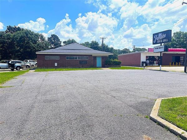 3146 N Market Street, Shreveport, LA 71107