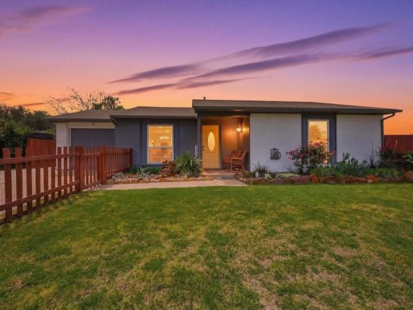 5700 Perrin Street, The Colony, TX 75056