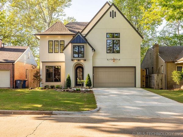 1030 E 36th Place , Tulsa, OK 74105