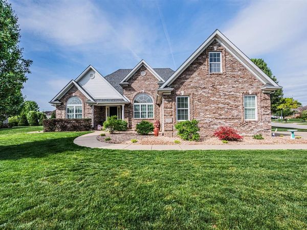 1219 Muirfield Lane , Bowling Green, KY 42104