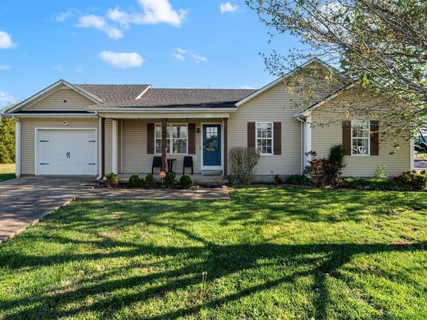 948 Red Clover Avenue , Bowling Green, KY 42104
