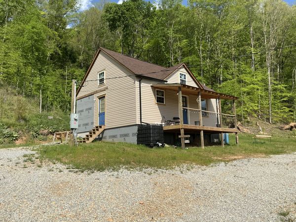 2131 Old Weatherford Rd, Lutts, TN 38471