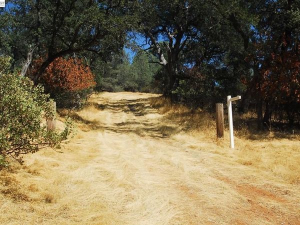 3341 Rancho Tierra Ct, Cameron Park, CA 95682