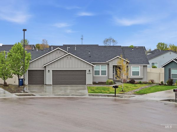 8365 E Harpster Ct, Nampa, ID 83687