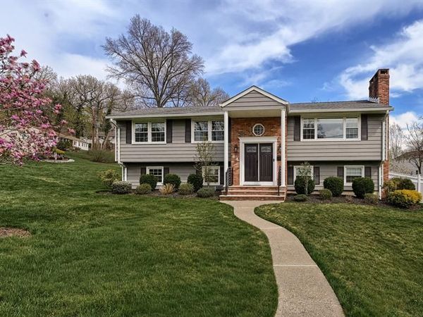 84 Brandon Avenue, WAYNE, NJ 07470