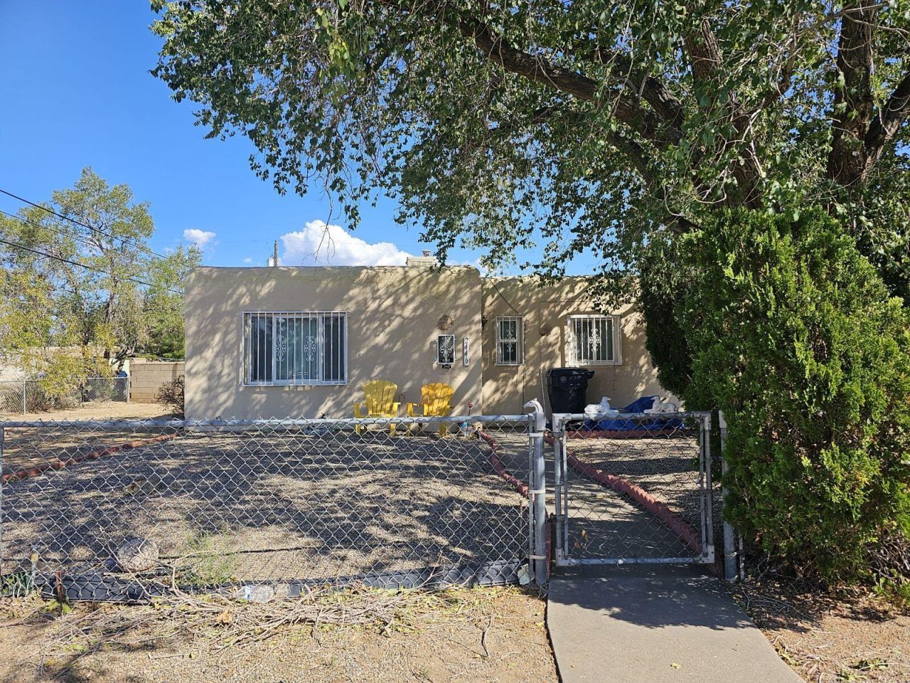 2446 Alvarado Drive Ne, Albuquerque, NM 87110 Main Photo